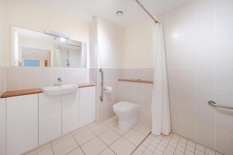 2 bedroom retirement property for sale, Maidenhead,  Berkshire,  SL6