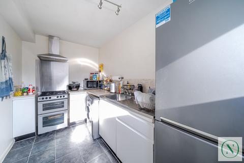 2 bedroom flat for sale, Addiscombe Road, Croydon, CR0