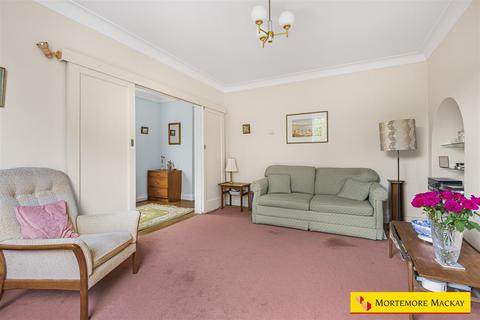 3 bedroom semi-detached house for sale, Oakwood Crescent, London