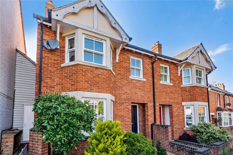 43a Queens Road, Thame, OX9 3NF