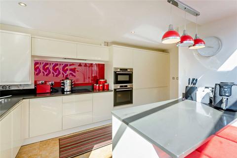 43a Queens Road, Thame, OX9 3NF