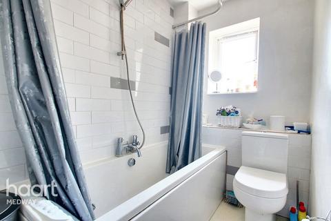 12 Dorchester Close, Cliffe Woods, Rochester, ME3 8JB
