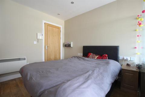 1 bedroom property to rent, East Street, Nottingham, Nottinghamshire, NG1