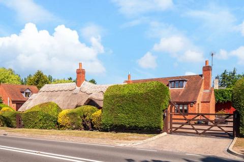 4 bedroom detached house for sale, Whitley Hill, Henley-in-Arden, Warwickshire B95 5DL