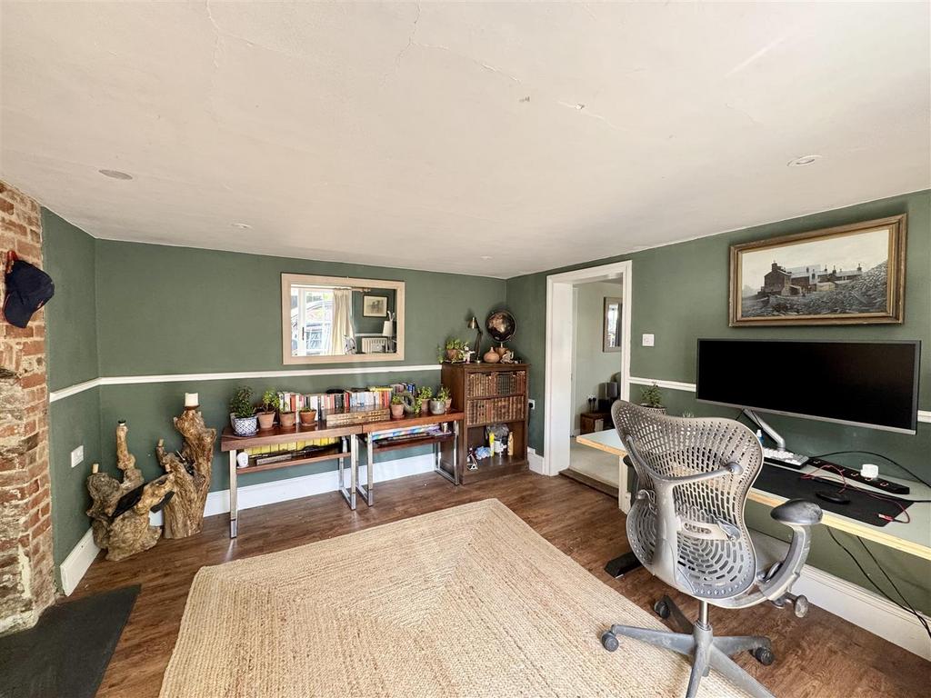 Temp Image Fdnkwy.jpg