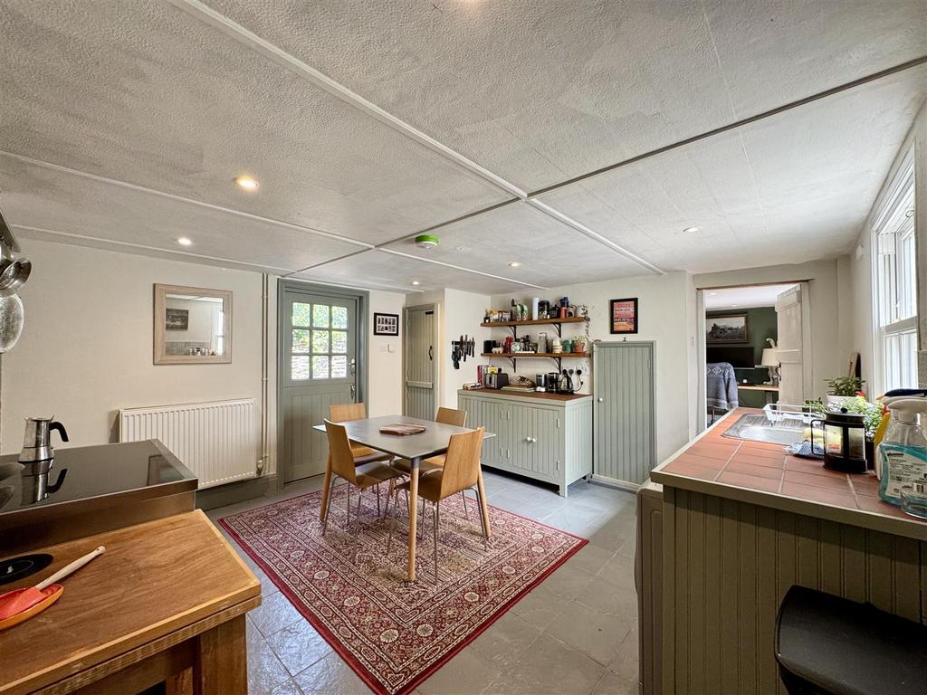 Temp Image Y7ht VV.jpg