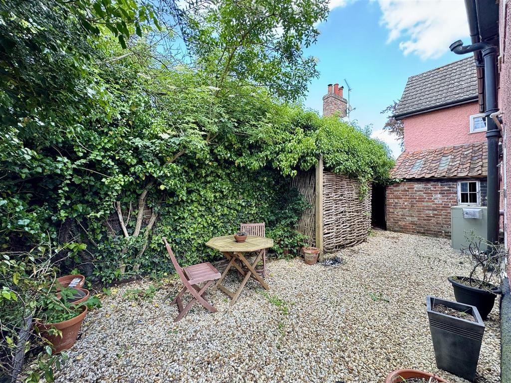 Temp Imagev1rajj.jpg