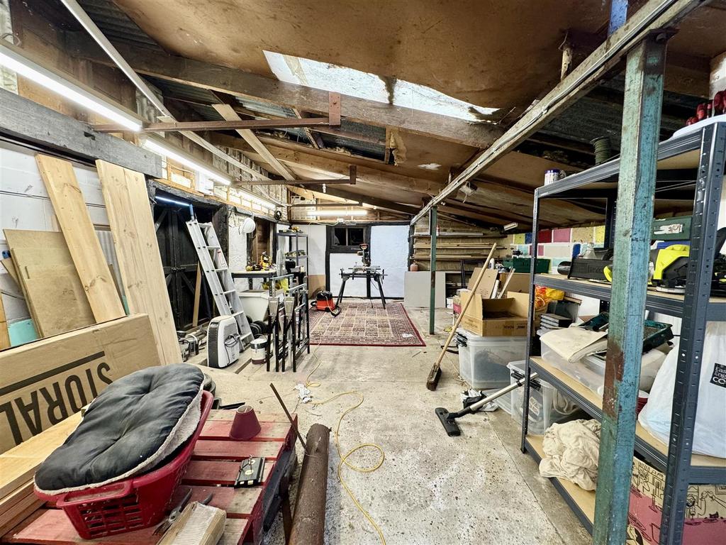 Temp Image Xi M74y.jpg