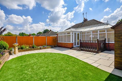 5 Kirkstone Crescent, Wombourne, Wolverhampton, WV5 8EH