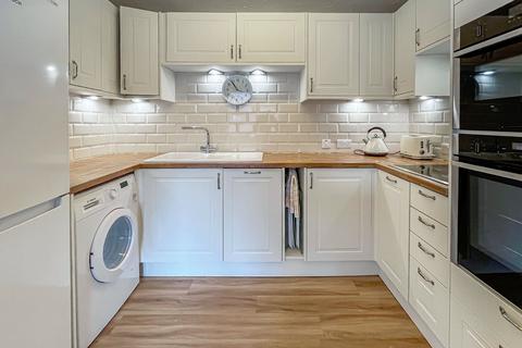 2 bedroom apartment for sale, The Street, East Preston, Littlehampton, West Sussex