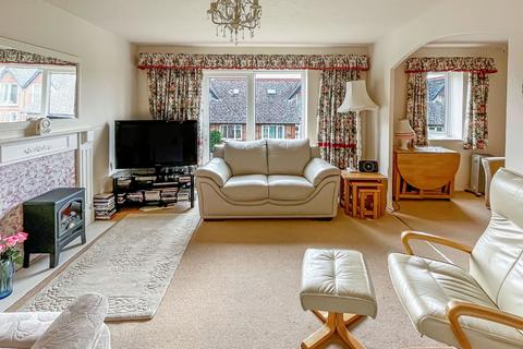2 bedroom apartment for sale, The Street, East Preston, Littlehampton, West Sussex
