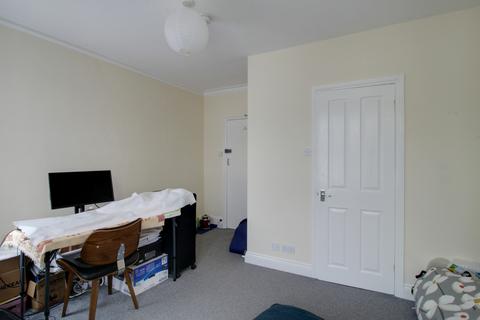 1 bedroom bedsit to rent, Mansfield Road, South Croydon CR2