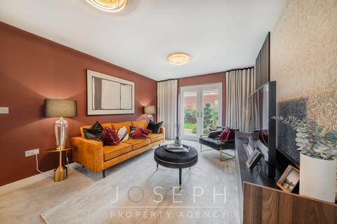 undefined, Roundhouse Avenue, Trimley St Martin, IP11