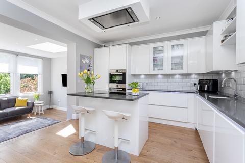 129 Comiston Drive, Edinburgh, EH10 5QY
