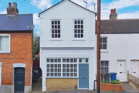 undefined, Middle Road, Harrow on the Hill