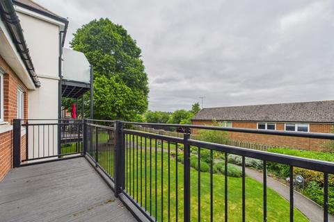 1 bedroom apartment for sale, Eaves Court, Princes Risborough