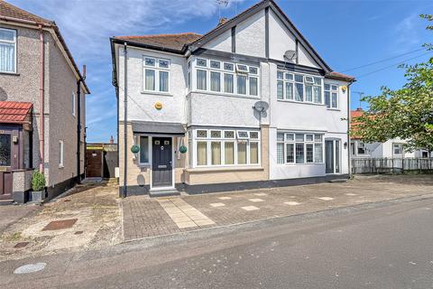 18 Cedar Road, Romford, RM7 7JS