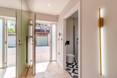 3 bedroom semi-detached house for sale, Artisan Mews, Park Road, Bromley