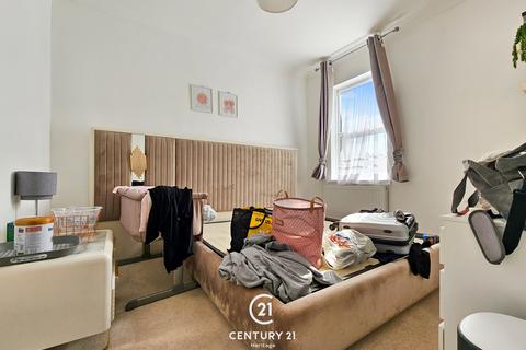 2 bedroom flat for sale, Glenthorne Road, Walthamstow, London