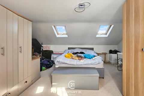 2 bedroom flat for sale, Glenthorne Road, Walthamstow, London