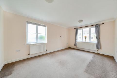 2 bedroom flat for sale, Sunbury-on-Thames,  Surrey,  TW16