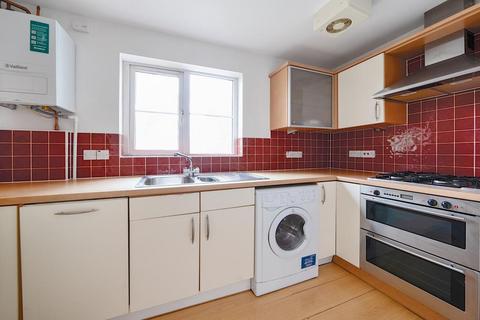 19 Chantry Close, Sunbury-on-thames, TW16 7TH