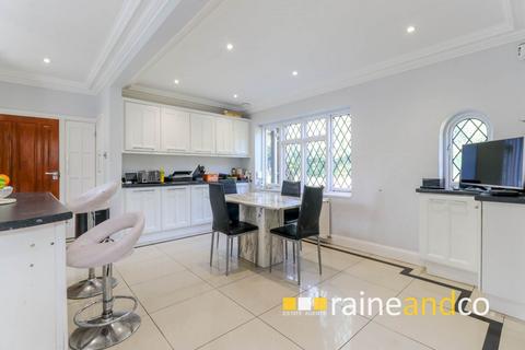 6 bedroom detached house for sale, Great North Road, Bell Bar, Brookmans Park
