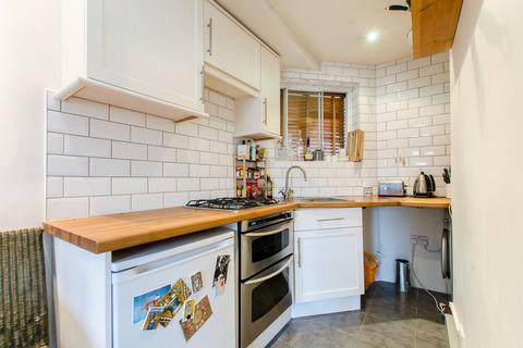 2 bedroom flat for sale, Evelyn House, Greatorex Street, Whitechapel, London, E1