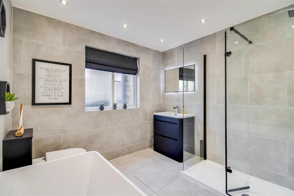 Bathroom/w.c.