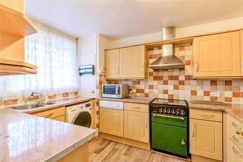 3 bedroom flat for sale, Dallas Road, London, SE26