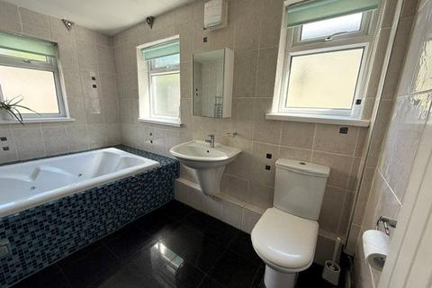 undefined, Topaz Street, Roath, Cardiff, CF24