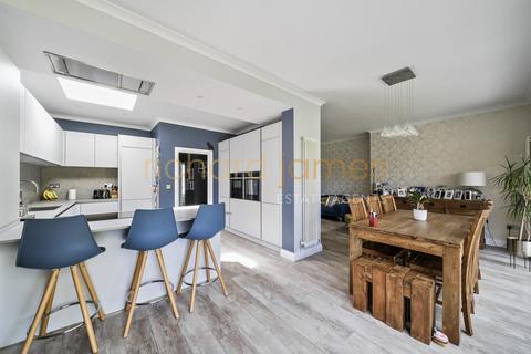 undefined, Victoria Road, Mill Hill, NW7