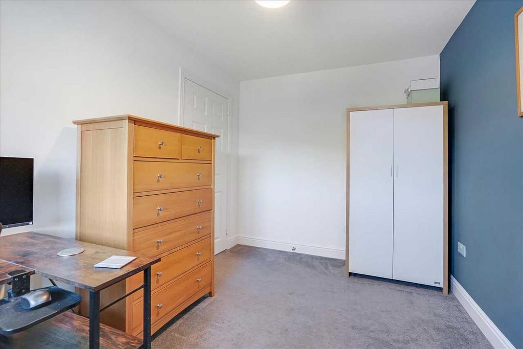 Bedroom Four (2)