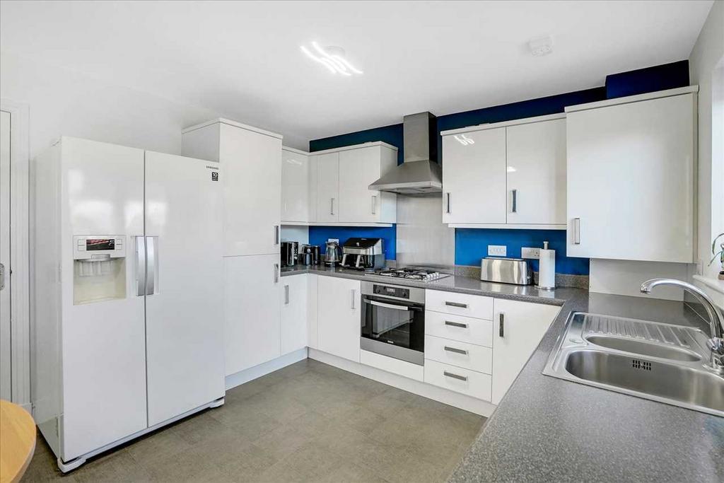 Kitchen Dining (2)
