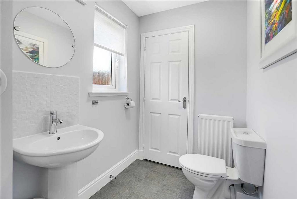 Lower Level WC