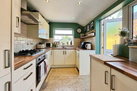 3 bedroom terraced house for sale, Keswick Gardens, Hull, HU6 8TB