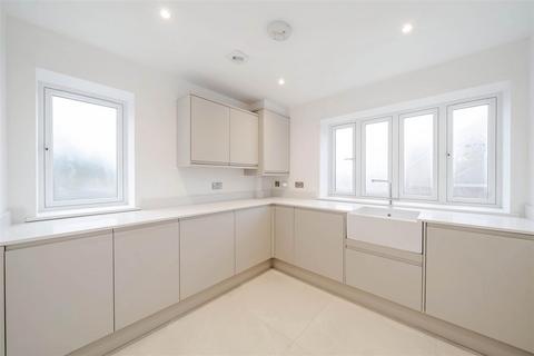 4 bedroom detached house for sale, 1 Stables Square, Barnham
