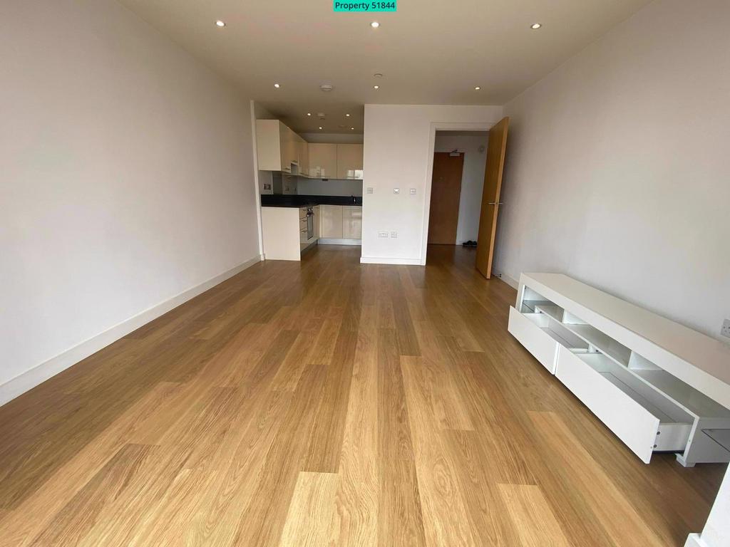 Lounge/Kitchen