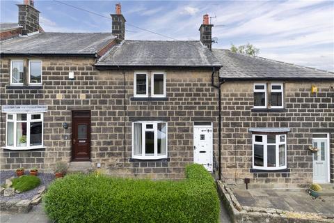 44 Ashtofts Mount, Guiseley, Leeds, LS20 9DB