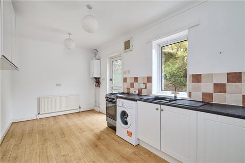 44 Ashtofts Mount, Guiseley, Leeds, LS20 9DB