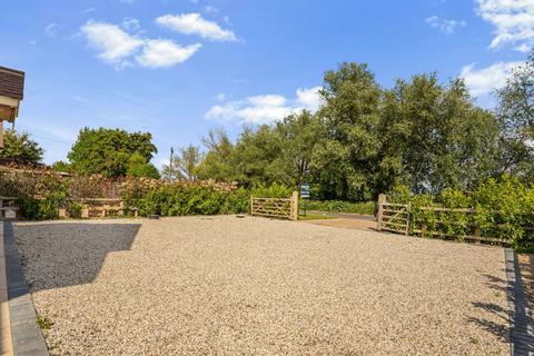 4 bedroom detached house for sale, Brick End, Dunmow CM6