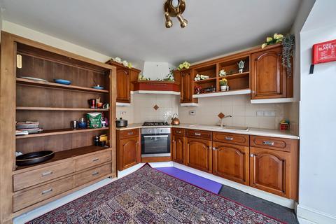 12 Boothroyd Drive, Leeds, LS6 2SA