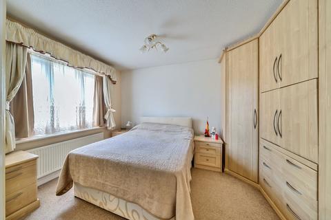 12 Boothroyd Drive, Leeds, LS6 2SA