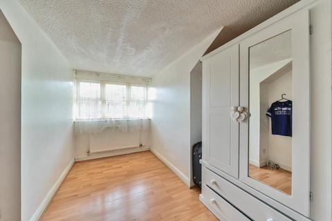 12 Boothroyd Drive, Leeds, LS6 2SA