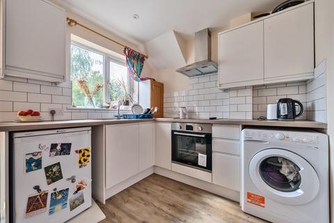 7 Burwell Close, Witney, OX28 5JN