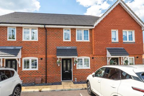 2 bedroom terraced house for sale, Urnfield, Yateley GU46
