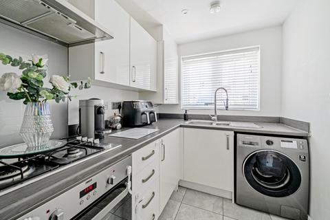 2 bedroom terraced house for sale, Urnfield, Yateley GU46