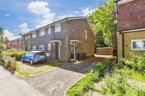 2 bedroom maisonette for sale, Holmesdale Road, Reigate, Surrey