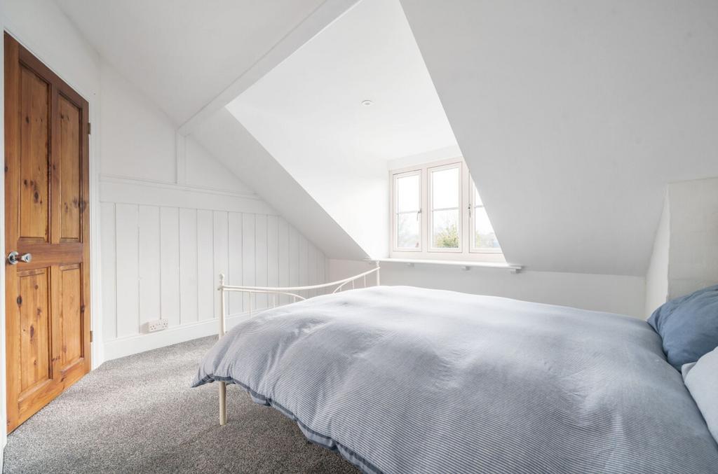 Rear Bedroom
