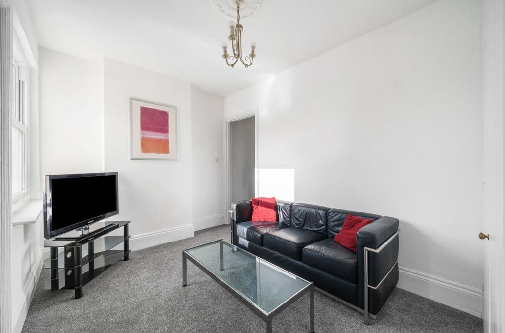 Living Dining Area